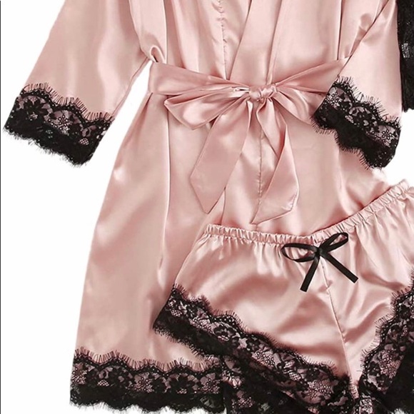 Other - NWOT lace trim Satin robe and matching shorts set